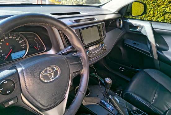 TOYOTA-RAV4-2013