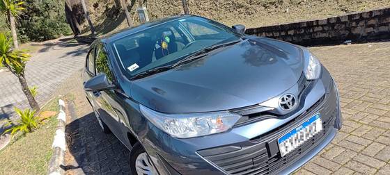 TOYOTA YARIS 1.5 16V FLEX SEDAN XL LIVE MULTIDRIVE