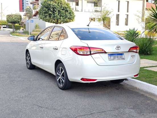 TOYOTA-YARIS-1.5 16V FLEX SEDAN XLS MULTIDRIVE TOYOTA-YARIS-2018