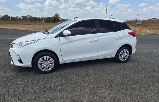 TOYOTA-YARIS-2024