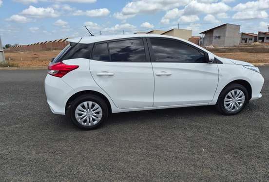 TOYOTA-YARIS-1.5 16V FLEX XL MULTIDRIVE TOYOTA-YARIS-2024