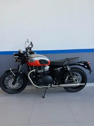 TRIUMPH-BONNEVILLE T100 900-2025