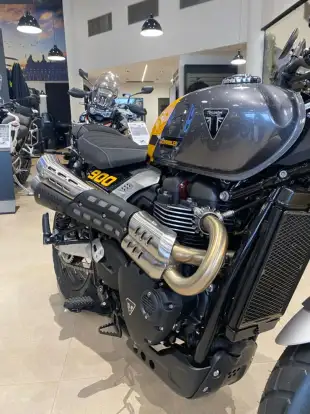 TRIUMPH-SCRAMBLER 900-2026