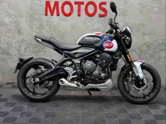 TRIUMPH-TRIDENT 660 TRIPLE TRIBUTE EDITION TRIUMPH-TRIDENT 660 TRIPLE TRIBUTE EDITION-2025