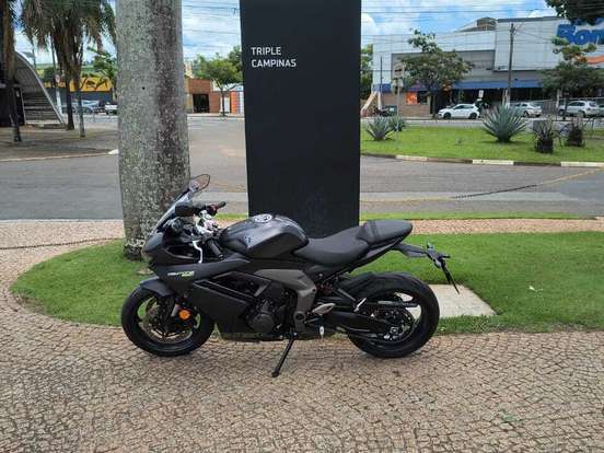 TRIUMPH-DAYTONA 660 TRIUMPH-DAYTONA 660-2025