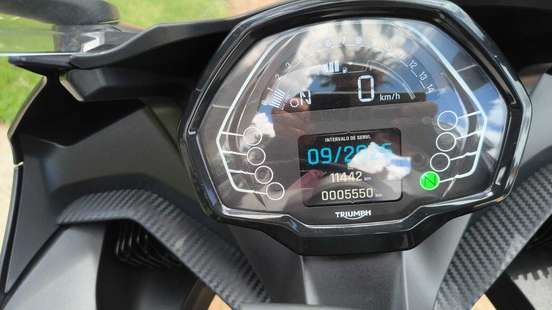 TRIUMPH-DAYTONA 660-2025