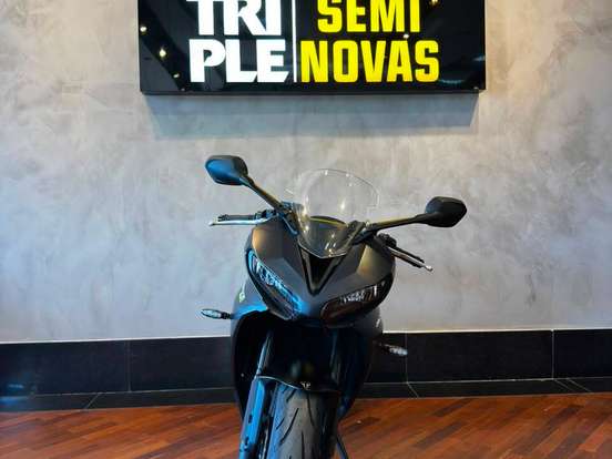 TRIUMPH-DAYTONA 660 TRIUMPH-DAYTONA 660-2025