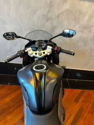 TRIUMPH-DAYTONA 660-2025
