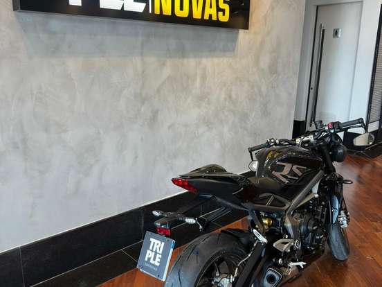 TRIUMPH-STREET TRIPLE 765 RS TRIUMPH-STREET TRIPLE 765 RS-2022