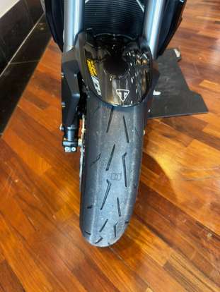 TRIUMPH-STREET TRIPLE 765 RS-2022