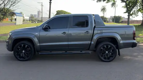VOLKSWAGEN-AMAROK-2022
