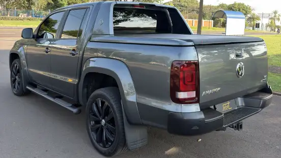 VOLKSWAGEN-AMAROK-2022