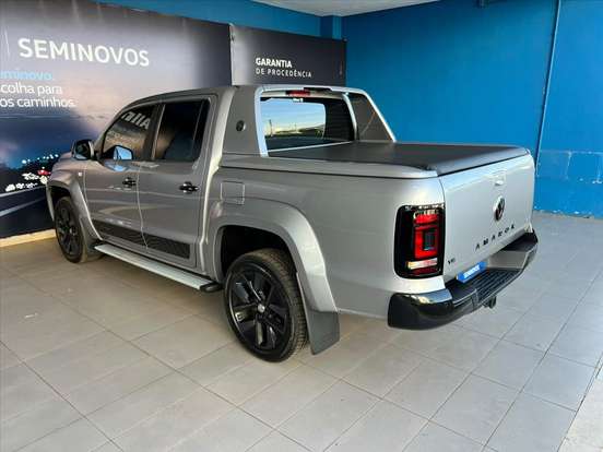 VOLKSWAGEN-AMAROK-3.0 V6 TDI DIESEL EXTREME CD 4MOTION AUTOMÁTICO VOLKSWAGEN-AMAROK-2025
