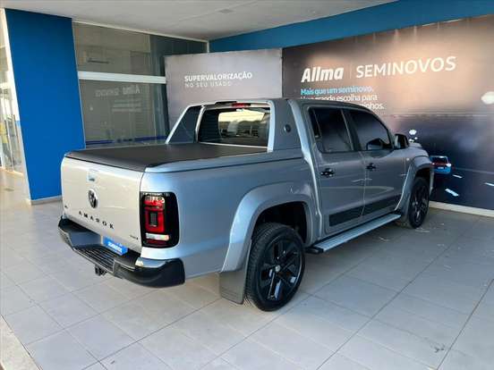 VOLKSWAGEN-AMAROK-3.0 V6 TDI DIESEL EXTREME CD 4MOTION AUTOMÁTICO VOLKSWAGEN-AMAROK-2025