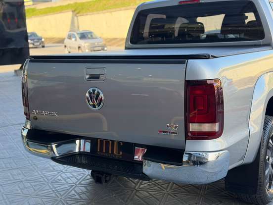 VOLKSWAGEN-AMAROK-2023