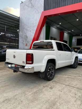 VOLKSWAGEN-AMAROK-2021