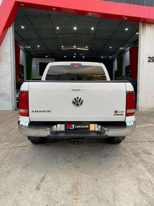 VOLKSWAGEN-AMAROK-2021