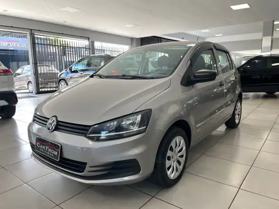 VOLKSWAGEN-FOX-2016