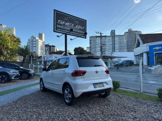VOLKSWAGEN FOX 1.6 MI HIGHLINE 8V FLEX 4P AUTOMATIZADO