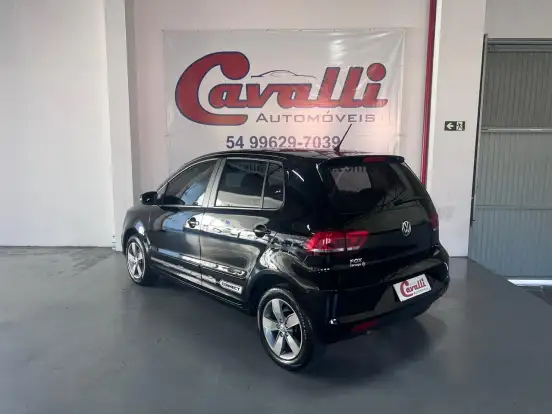 VOLKSWAGEN-FOX-2019