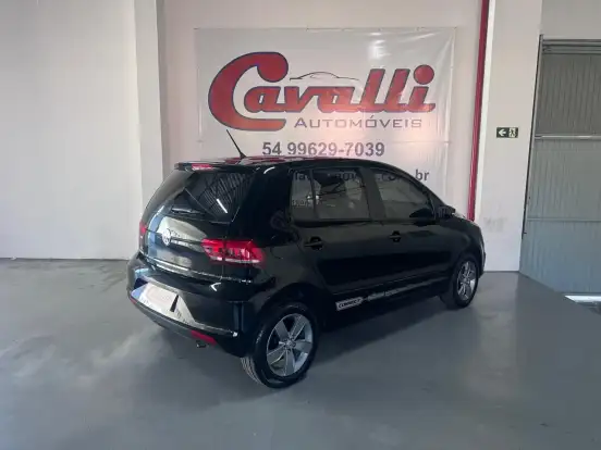 VOLKSWAGEN-FOX-2019