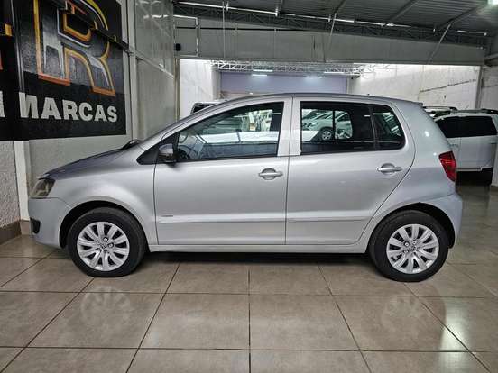 VOLKSWAGEN-FOX-1.0 MI 8V FLEX 4P MANUAL VOLKSWAGEN-FOX-2012