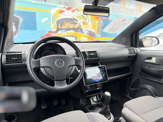 VOLKSWAGEN-FOX-1.0 MI TREND 8V FLEX 2P MANUAL VOLKSWAGEN-FOX-2009