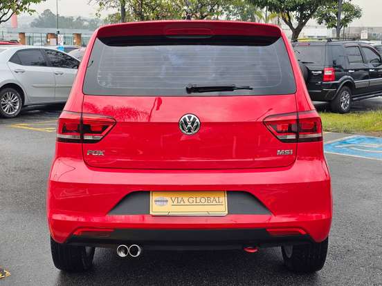 VOLKSWAGEN-FOX-2015