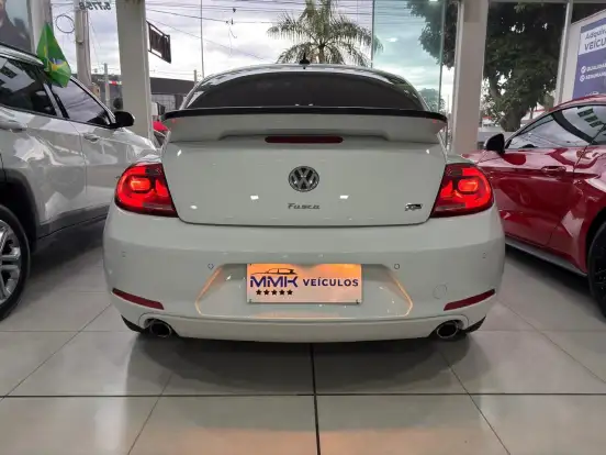 VOLKSWAGEN-FUSCA-2.0 TSI 16V GASOLINA 2P AUTOMÁTICO VOLKSWAGEN-FUSCA-2014
