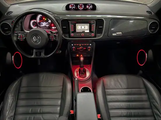 VOLKSWAGEN-FUSCA-2014