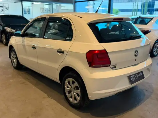 VOLKSWAGEN-GOL-2022