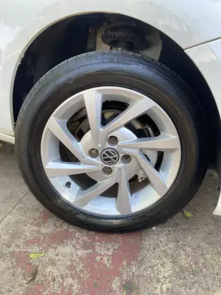 VOLKSWAGEN-GOL-2021
