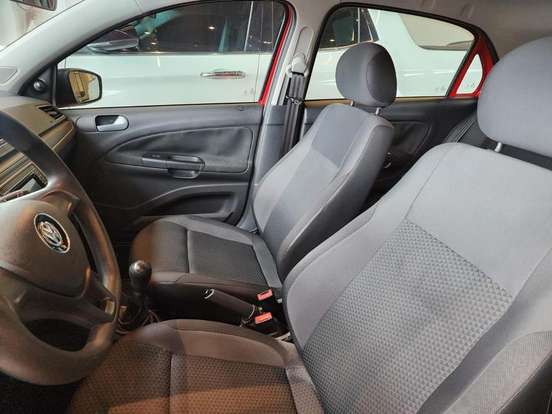 VOLKSWAGEN-GOL-2016