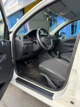 VOLKSWAGEN-GOL-1.6 MSI TOTALFLEX TRENDLINE 4P MANUAL VOLKSWAGEN-GOL-2016