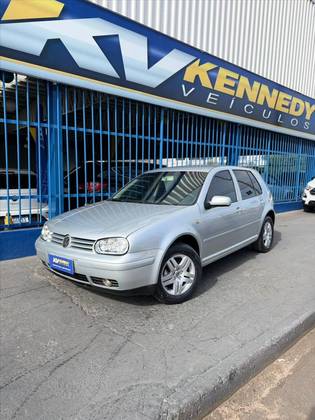 VOLKSWAGEN GOLF 1.6 MI 8V GASOLINA 4P MANUAL