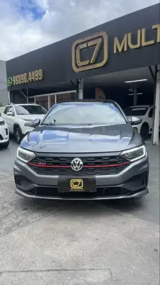 VOLKSWAGEN-JETTA-2020