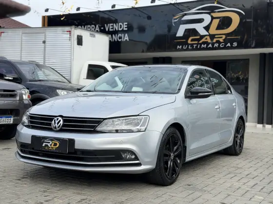 VOLKSWAGEN JETTA 2.0 TSI HIGHLINE 211CV GASOLINA 4P TIPTRONIC