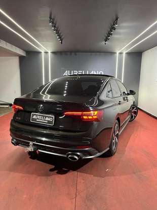 VOLKSWAGEN-JETTA-2022