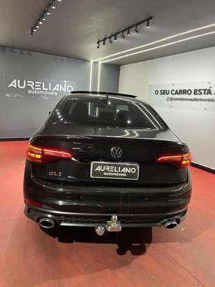 VOLKSWAGEN-JETTA-2022