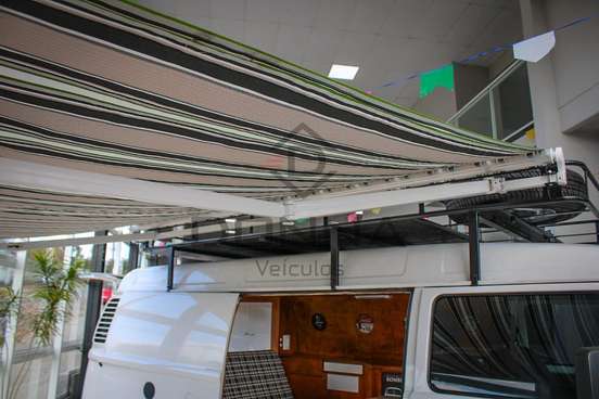 VOLKSWAGEN-KOMBI-2008