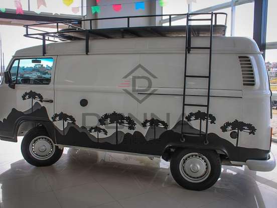VOLKSWAGEN-KOMBI-1.4 MI FURGÃO 8V FLEX 3P MANUAL VOLKSWAGEN-KOMBI-2008