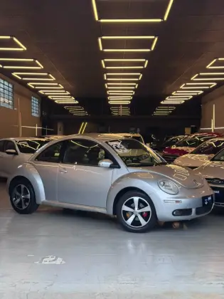 VOLKSWAGEN NEW BEETLE 2.0 MI 8V GASOLINA 2P TIPTRONIC