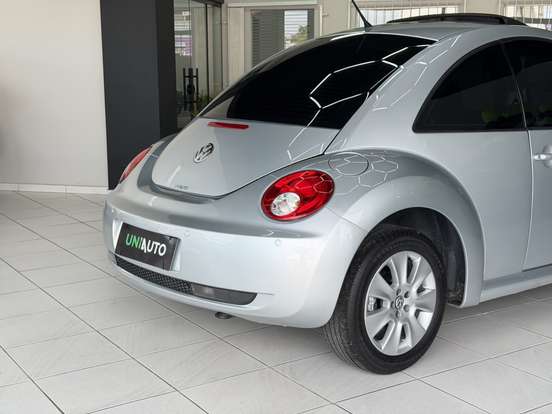 VOLKSWAGEN-NEW BEETLE-2.0 MI 8V GASOLINA 2P MANUAL VOLKSWAGEN-NEW BEETLE-2008