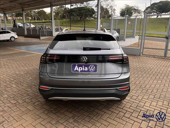 VOLKSWAGEN-NIVUS-1.0 200 TSI TOTAL FLEX HIGHLINE AUTOMÁTICO VOLKSWAGEN-NIVUS-2023