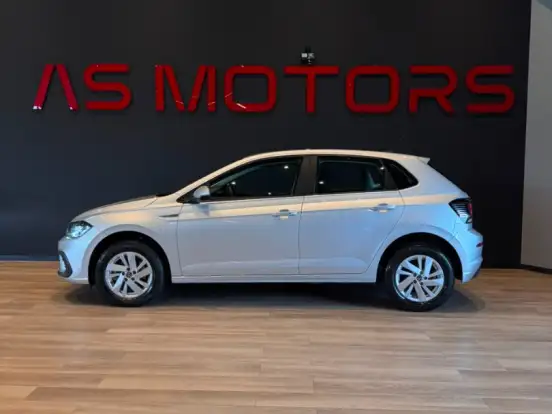 VOLKSWAGEN-POLO-1.0 170 TSI COMFORTLINE AUTOMÁTICO VOLKSWAGEN-POLO-2024