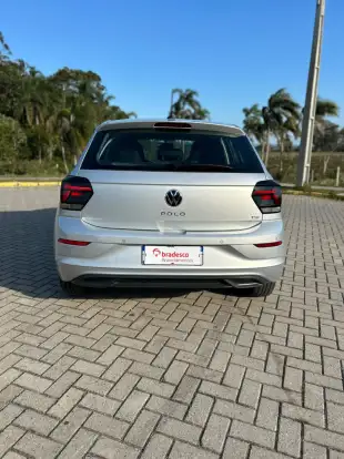 VOLKSWAGEN-POLO-2024