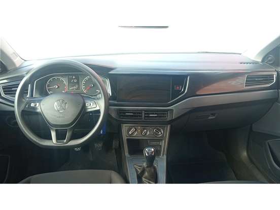 VOLKSWAGEN-POLO-2024