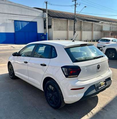 VOLKSWAGEN-POLO-2024