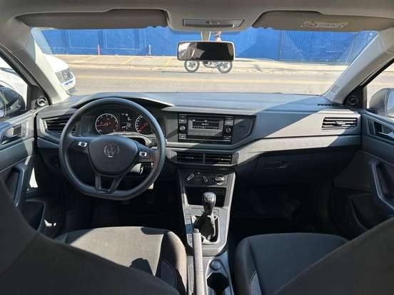VOLKSWAGEN-POLO-2024
