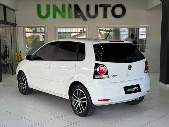 VOLKSWAGEN-POLO-1.6 MI 8V FLEX 4P MANUAL VOLKSWAGEN-POLO-2013